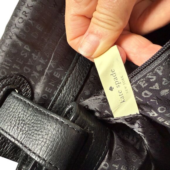 EUC KATE SPADE WKRU4378 Clarke Street Kamille Black Ltr Flap Messenger Crossbody - Picture 10 of 10